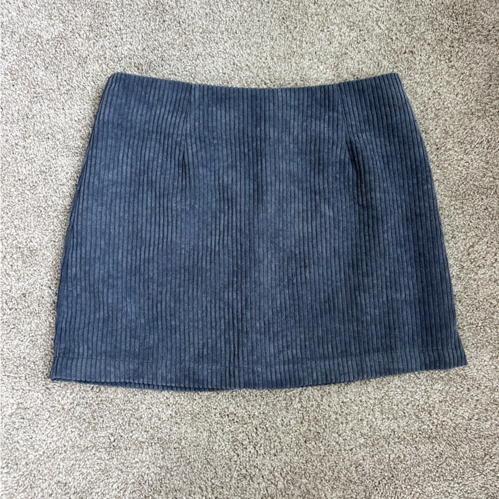 Pink Lily Mini Skirt Size Medium